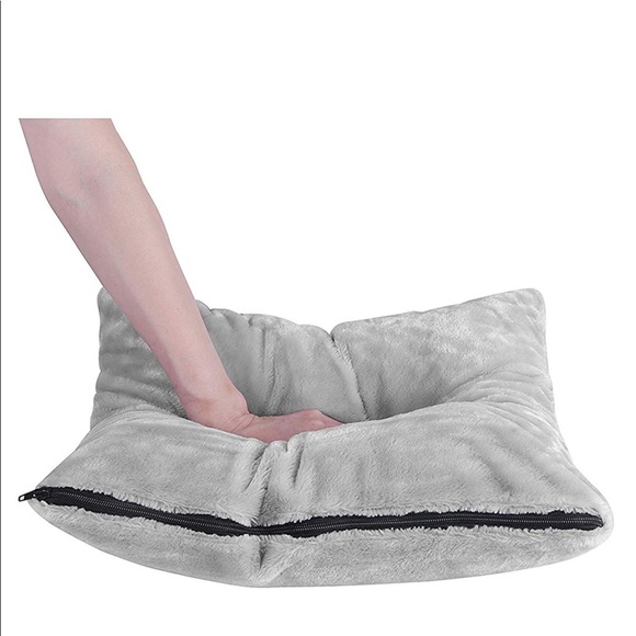 Kitty/Dog Cave Bed - Picture 3 of 8